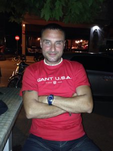 Profilbild von Aki Ikonomu