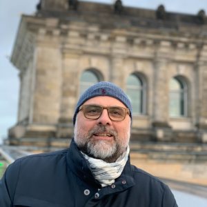 Social Media Profilbild Alexander Brosch 