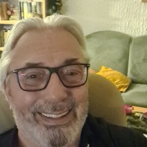 Profilbild von Alfred Hillebrand