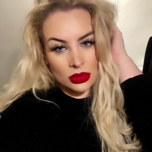 Social Media Profilbild Aline Bachmann 