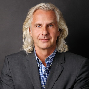 Profilbild von Andreas Tillmans