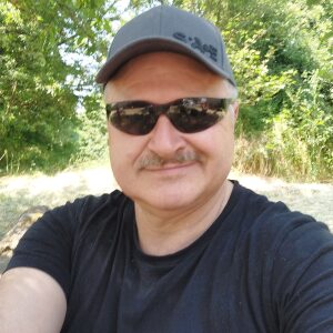 Profilbild von Andrej Pavlin