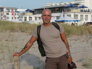 Profilbild von Andy Howakimian