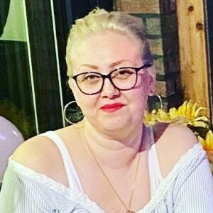 Profilbild von Anette Hanslik