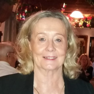 Profilbild von Angela Kozik-Esche