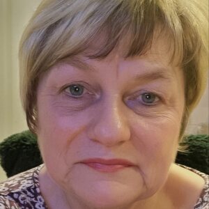 Profilbild von Angela Nase