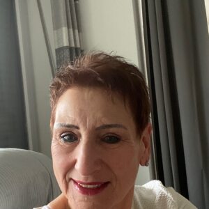 Profilbild von Angela Schoenen