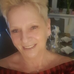 Profilbild von Angelika Holy