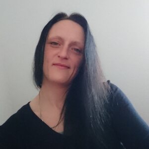 Profilbild von Angelina Hallwood