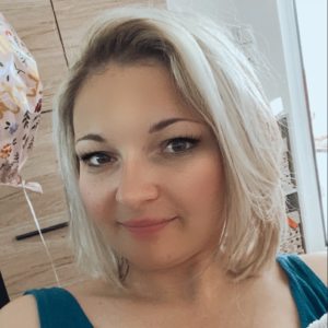 Social Media Profilbild Anja-Maria Pöschl 