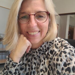 Profilbild von Anja Hüschens