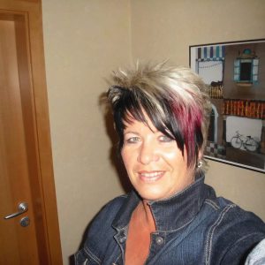 Profilbild von Anja Zirvas