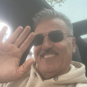 Profilbild von Ari Ünver