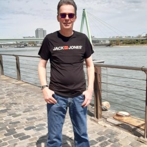 Profilbild von Arnd-Enno Fröhlich