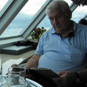 Profilbild von Arnd Heinze