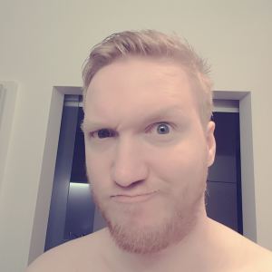 Profilbild von Artjom Schmitke