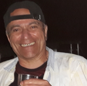 Profilbild von Benjamin Molavipour