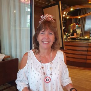 Profilbild von Bettina Born