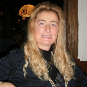 Profilbild von Bettina Bräuning