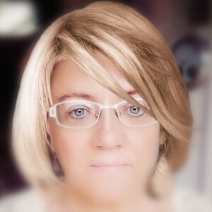 Profilbild von Bettina Breuer