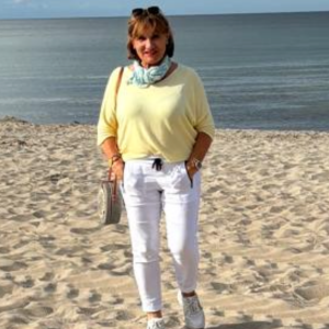 Profilbild von Bettina Knorr