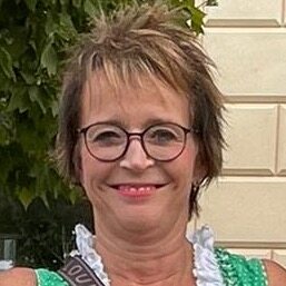 Profilbild von Bettina Schneidenbach