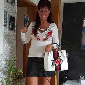 Profilbild von Bettina Schönfeld