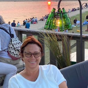 Profilbild von Bettina Stuelcke