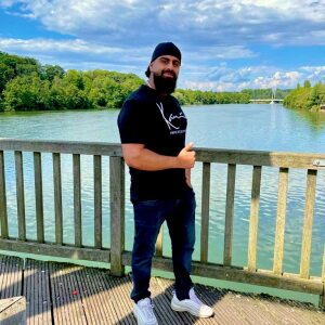 Profilbild von Burak Dolu