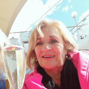 Profilbild von Carin Aquila