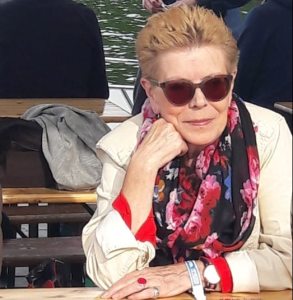 Profilbild von Carmen Hubenthal-Glöe