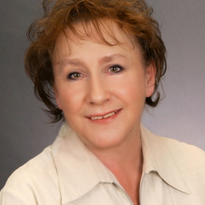 Profilbild von Carmen Pfeifer