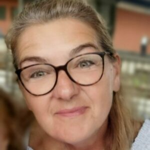 Profilbild von Carmen Woodage