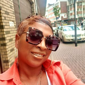 Profilbild von Carolin Rengifo