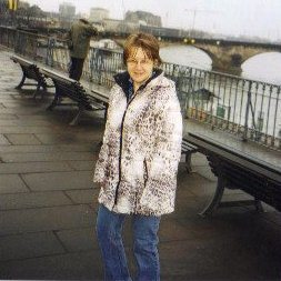 Profilbild von Charis Weggen