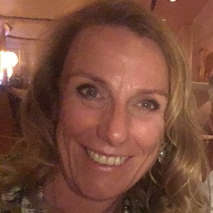 Profilbild von Claudia Deinet