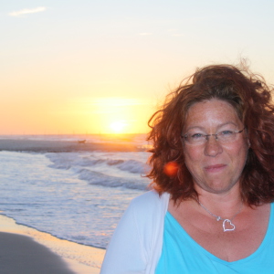 Profilbild von Claudia Elke-Uzarek
