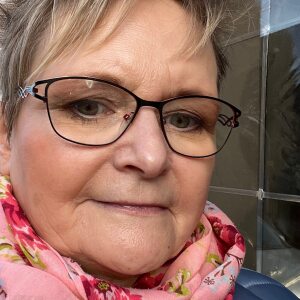 Profilbild von Claudia Engel