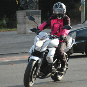 Profilbild von Claudia Ernst