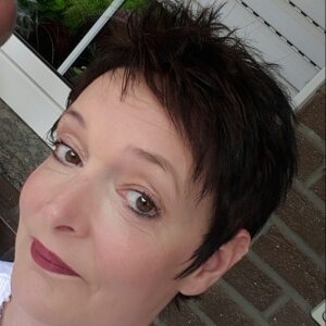 Profilbild von Claudia Heinrich-Mölders