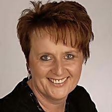 Profilbild von Claudia Neugirg