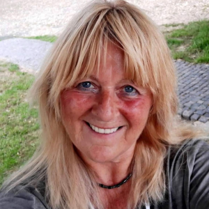 Profilbild von Claudia Wiess