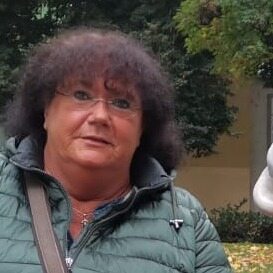 Profilbild von Cornelia Blümel