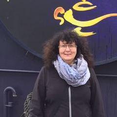 Profilbild von Cornelia Knobelspies