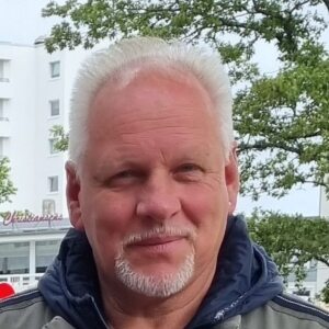 Profilbild von Dirk Büteröwe