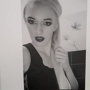 Profilbild von Doro Wenzel