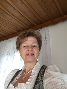 Profilbild von Elisabeth Schwarzenbeck