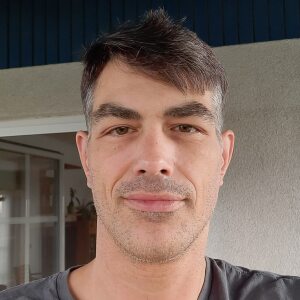 Profilbild von Elisha Johannes Wallen-Holubek