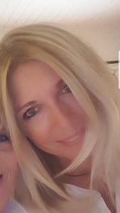 Profilbild von Elke Huschenbett