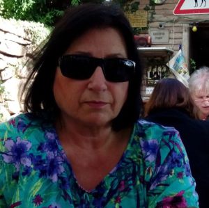 Profilbild von Elvira Allen-Williams